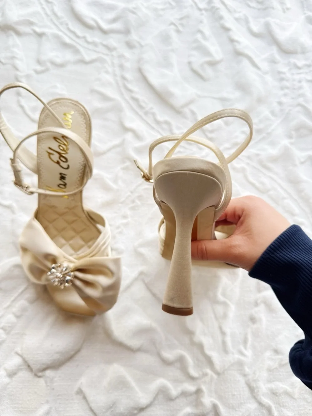 Sam Edelman Ivory Lexi Stiletto Heel
Sandal Size 6 - Picture 6 of 10